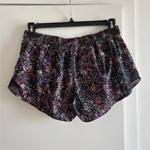 Size 12 2.5” - lululemon athletica Women's Black and rainbow Athletic Shorts
